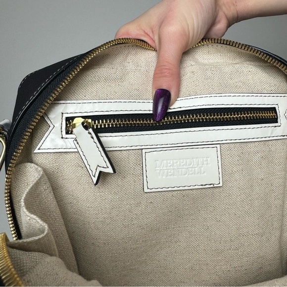 Meredith Wendall Black Handbag Square Snakeskin Leopard Print - Picture 5 of 6